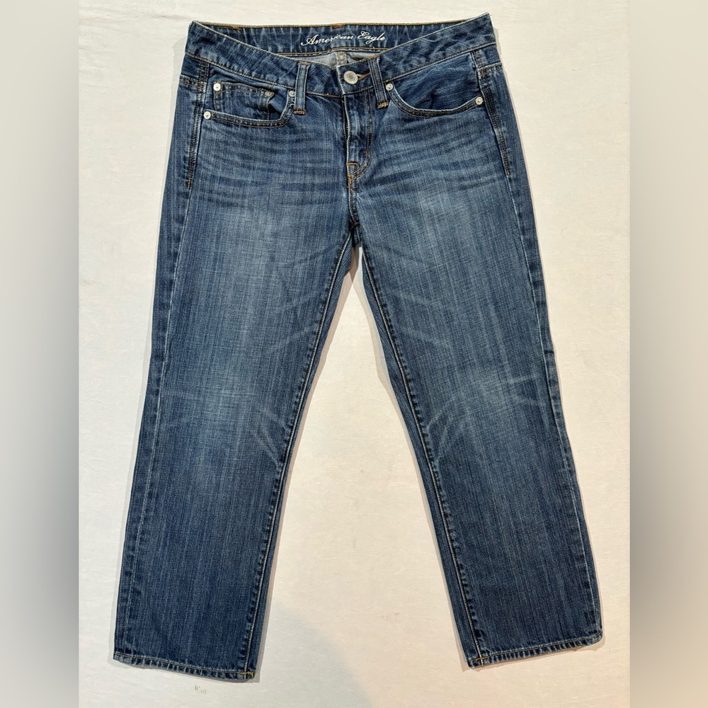 American Eagle Women's Size 4 Regular Boy Fit Jeans Stretch Medium Wash Mid Rise